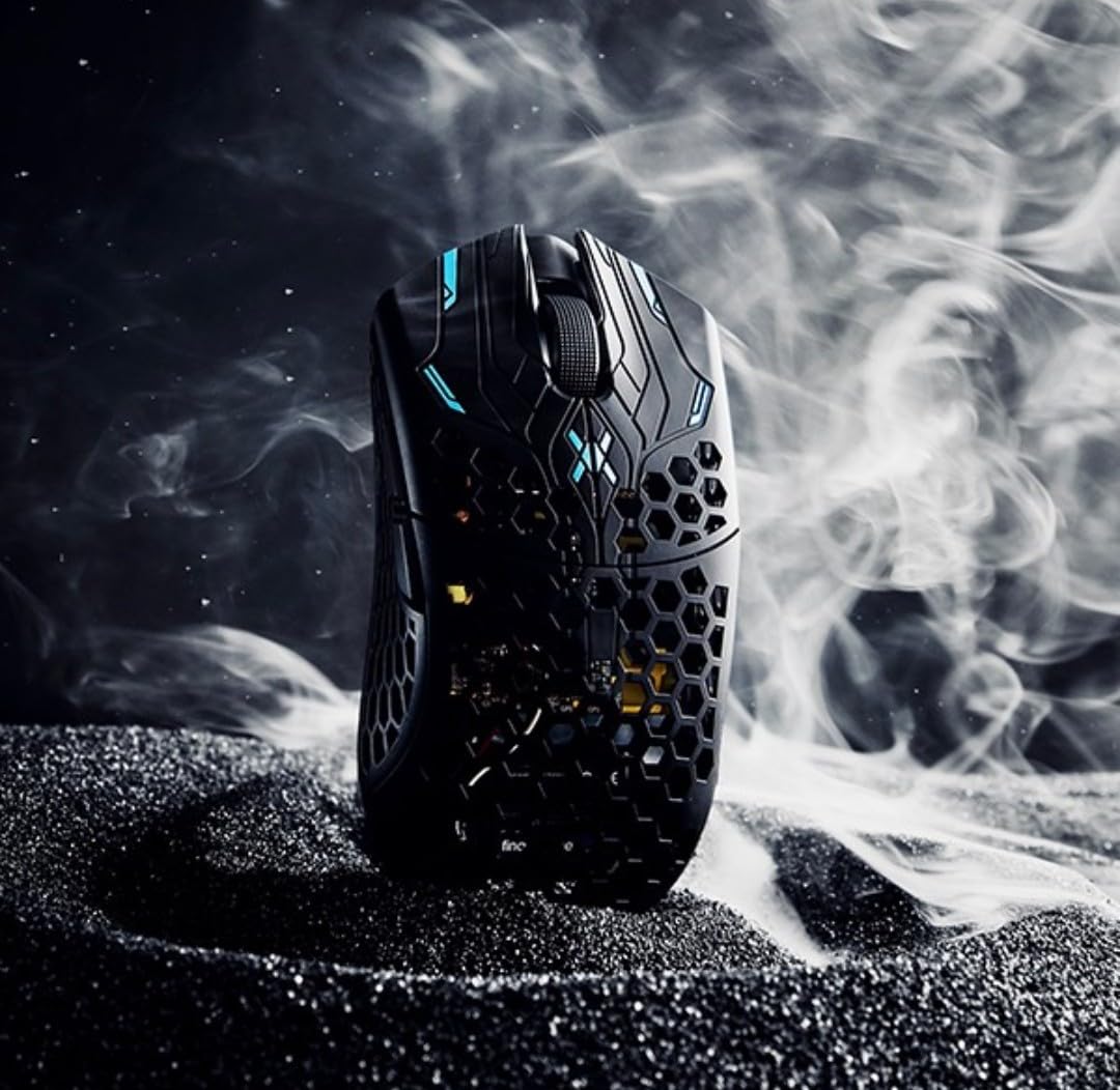 Amazon | final mouse Ultra light X gaming mouse (Phantom, small