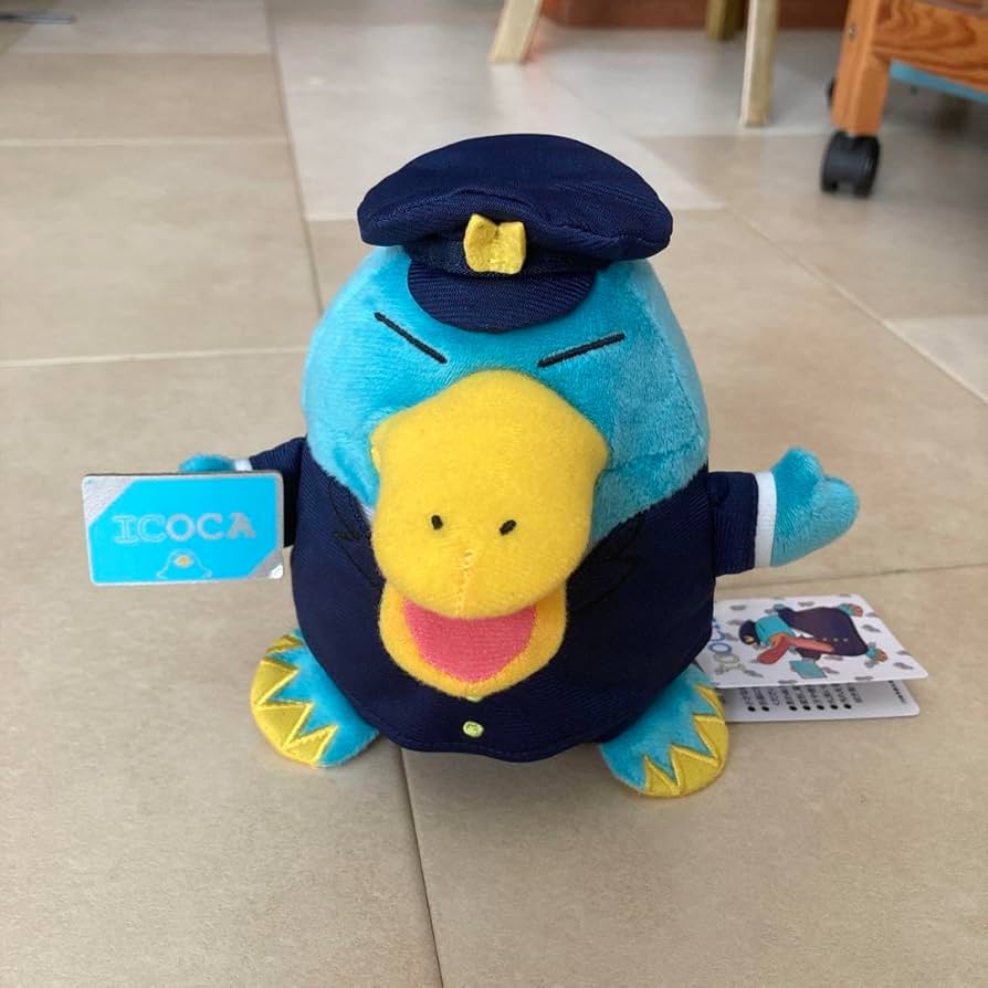 Amazon.co.jp: イコちゃん ICOCA 駅員さん ぬいぐるみ : おもちゃ