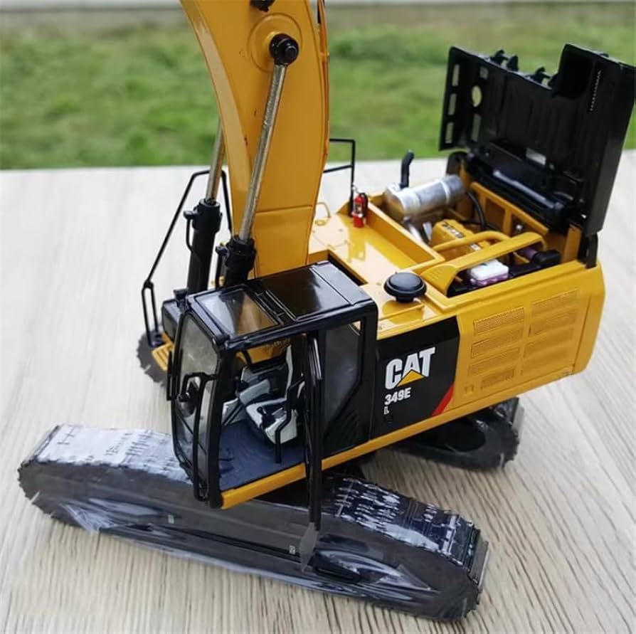 ミニカー 31R-001 CCM 1/48 CAT 349E L EXCAVATOR 1:48 Cat® 349E L