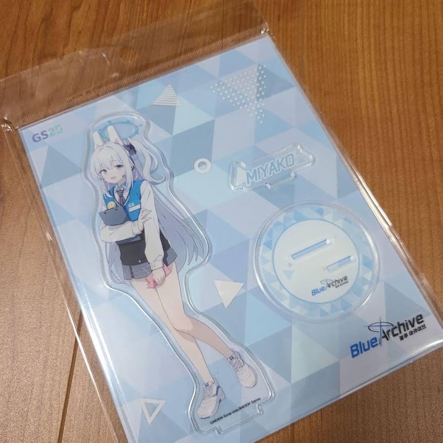 Amazon.co.jp: 韓国限定 GS25 ブルアカ ミヤコ 韓国 アクリルスタンド
