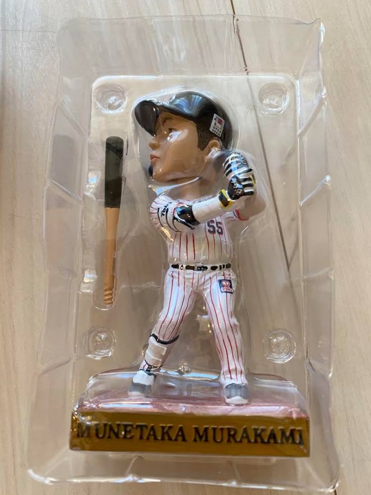 Amazon.co.jp: ヤクルトスワローズ 村上宗隆 ボブルヘッド人形 : おもちゃ