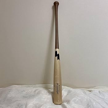 Amazon.co.jp: 坂本勇人 直筆サイン入りバット 本人実使用モデル 巨人