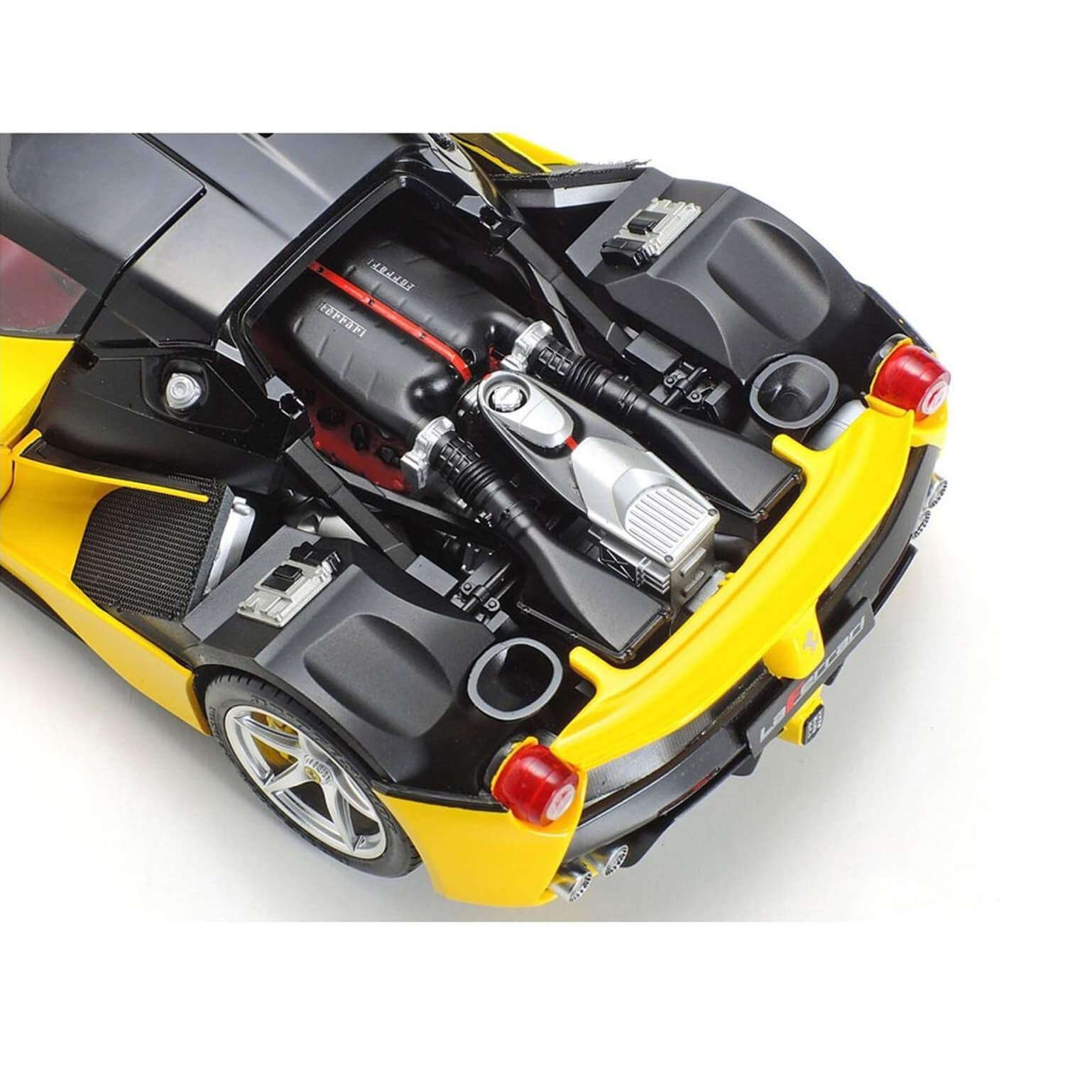 Amazon | タミヤ 1/24 スポーツカーシリーズ No.347 ラ フェラーリ