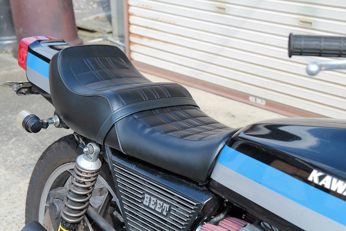 Amazon | 【527】 Z400FX E4純正パターンアンコ抜きシート ブラック FX