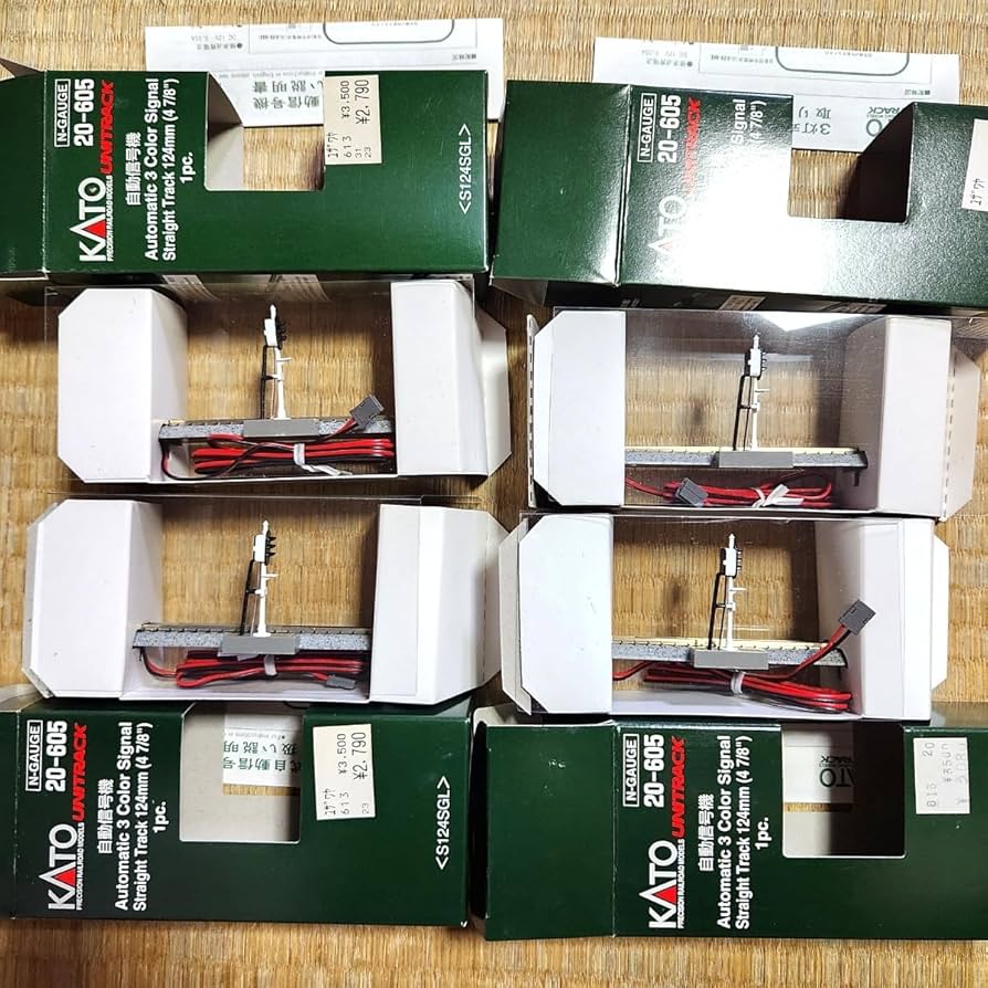 Amazon.co.jp: 4点 Nゲージ KATO カトー 3灯式自動信号機 S124SGL 20