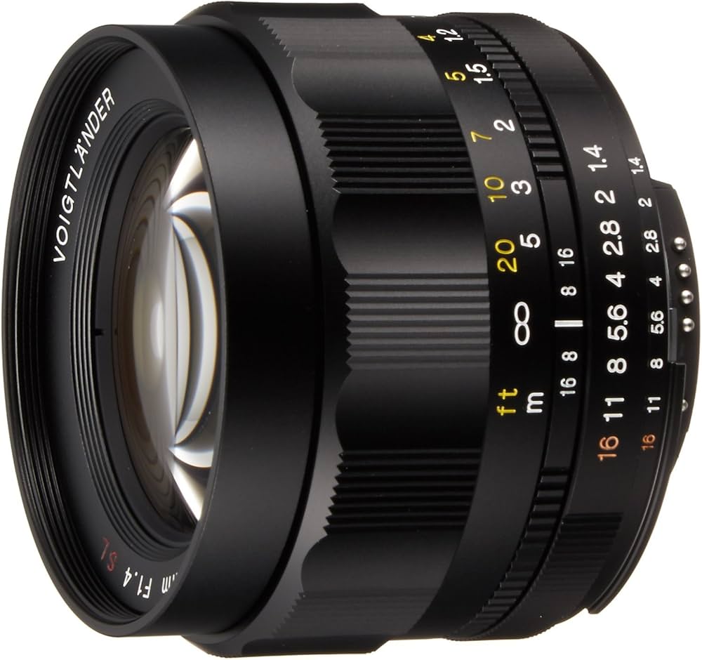 Amazon.co.jp: VoightLander 単焦点レンズ NOKTON 58mm F1.4 SLII N Ai