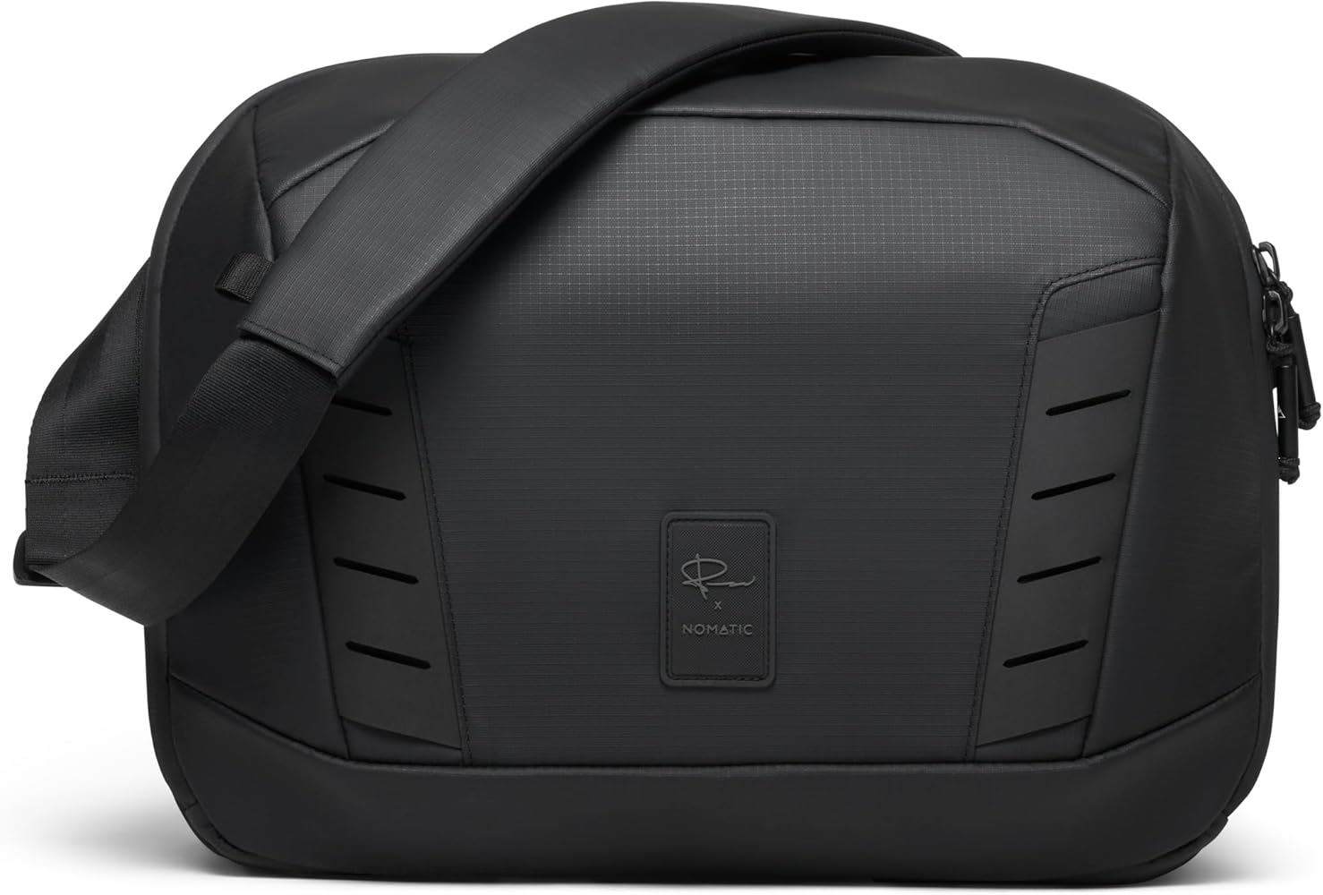 Amazon.com : NOMATIC McKinnon Camera Messenger 13L: Versatile