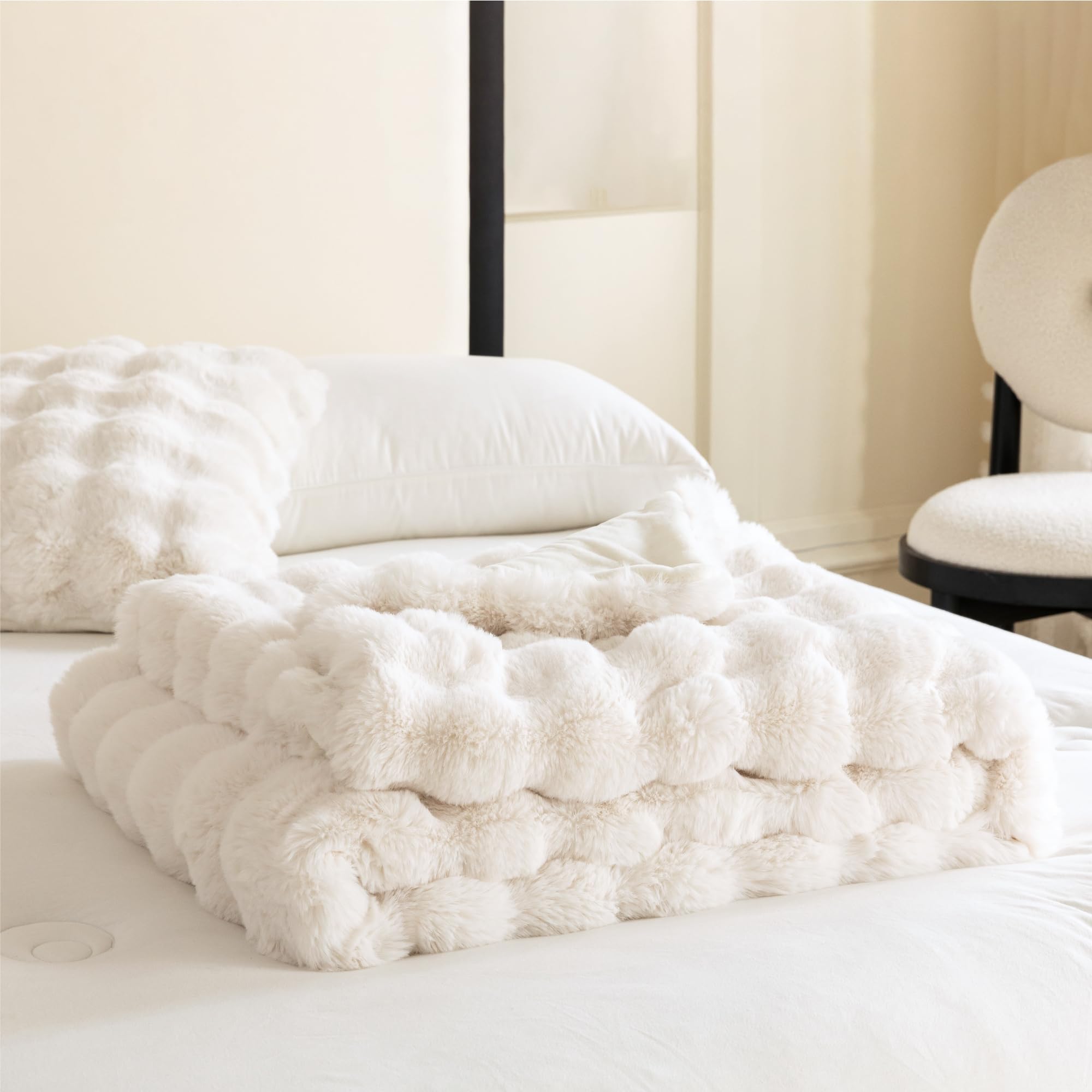 Amazon｜NERUS 毛布 ふわとろ毛布 ブランケット とろとろ ふわふわ