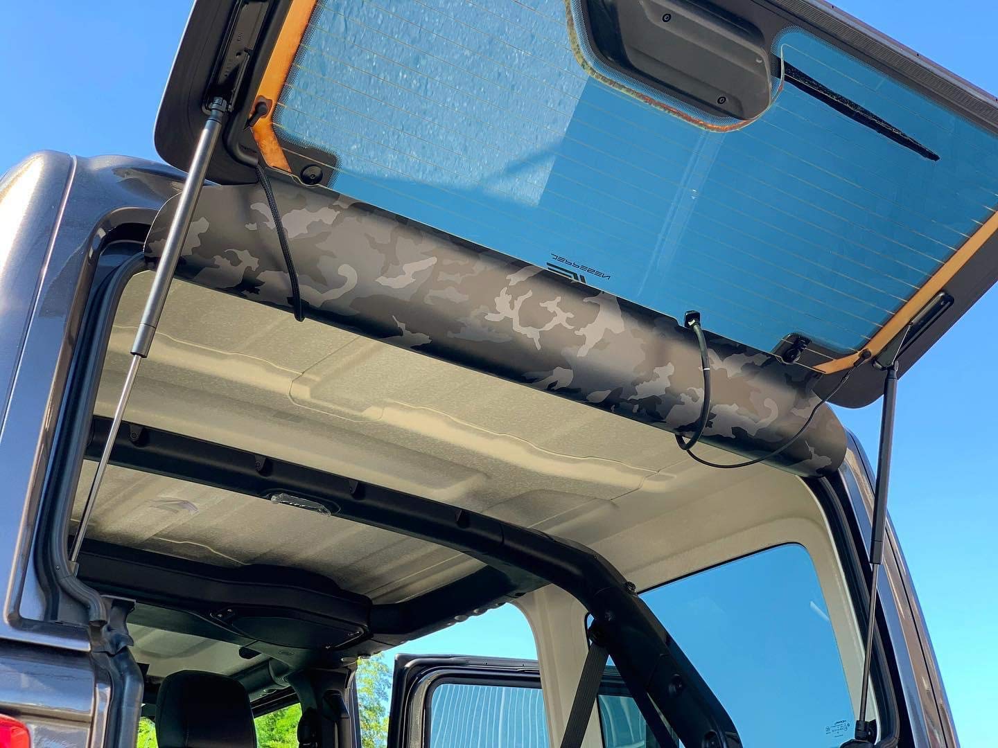 Amazon | JEPPESEN リアガラス ウェザーフード（カモフラ柄）（ジープ