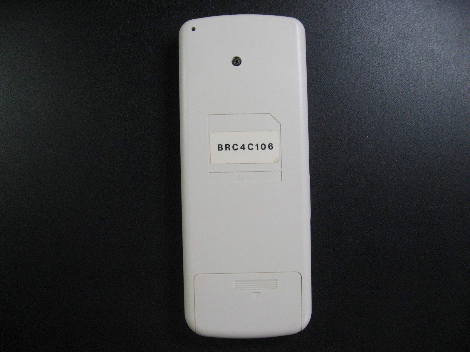 Amazon.co.jp: Daikin BRC4C106 Air Conditioner Remote Control