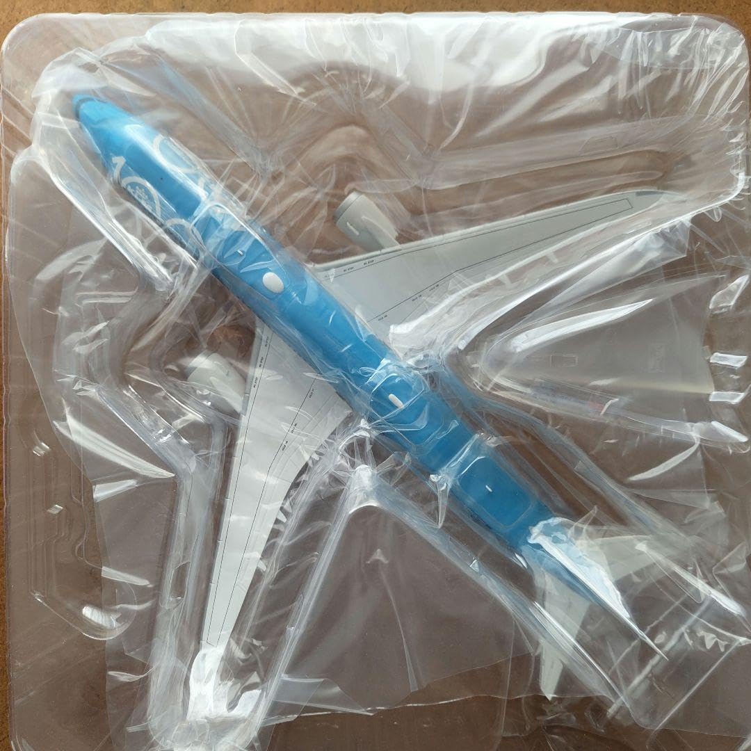 Amazon.co.jp: 1/200 KLM オランダ 航空 B787-10 100th : おもちゃ