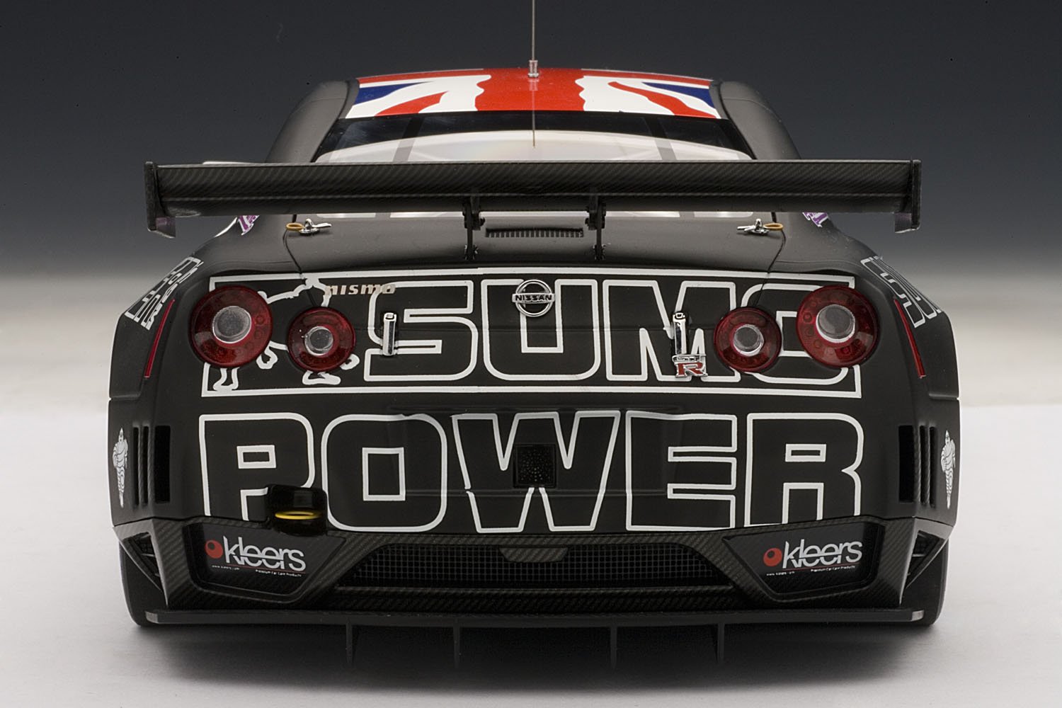 Amazon | AUTOart 1/18 日産 GT-R FIA GT1 10 #23 (SUMO POWER GT