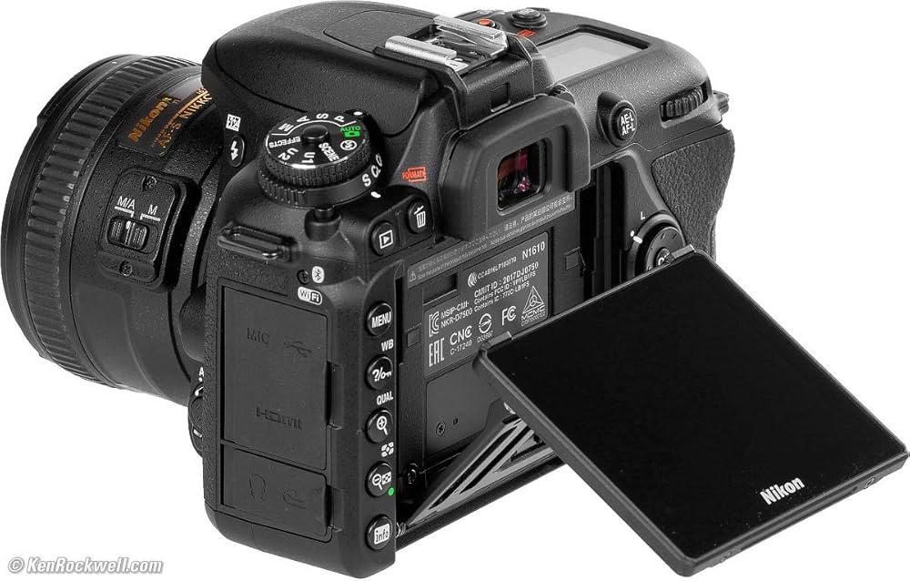 Amazon | Nikon D7500 デジタル一眼レフカメラ 18-140mm VRレンズ(1582