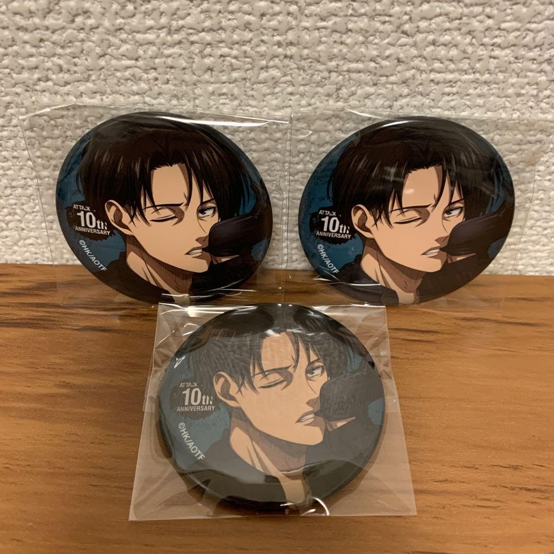 進撃の巨人 カラオケの鉄人 海 リヴァイ 缶バッジ 20点 進撃の巨人