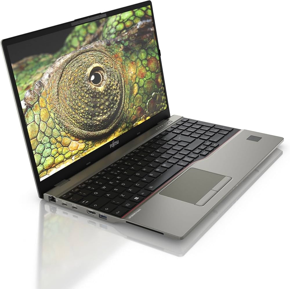Fujitsu Lifebook U7511 15.6 Touch Core i5-1135G7 16GB RAM 512GB