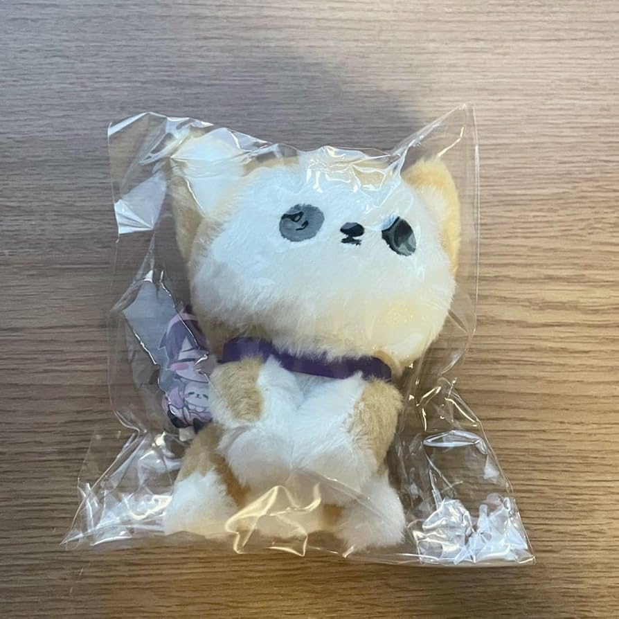 Amazon.co.jp: 超特急 リョウガ 生誕 ティアラ with リョウガ