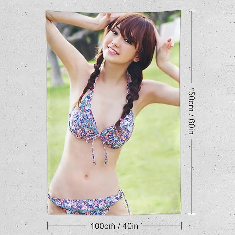 Amazon.co.jp: 壁飾り桐谷美玲ポスタービキニかわいい タペストリー