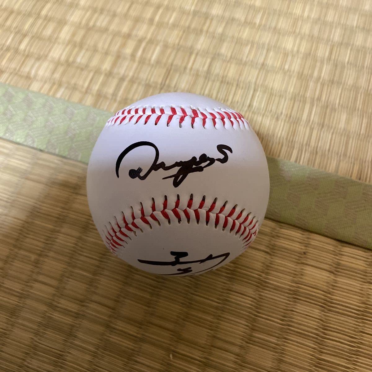 Amazon.co.jp: 中日ドラゴンズ岡林勇希選手直筆サインボール