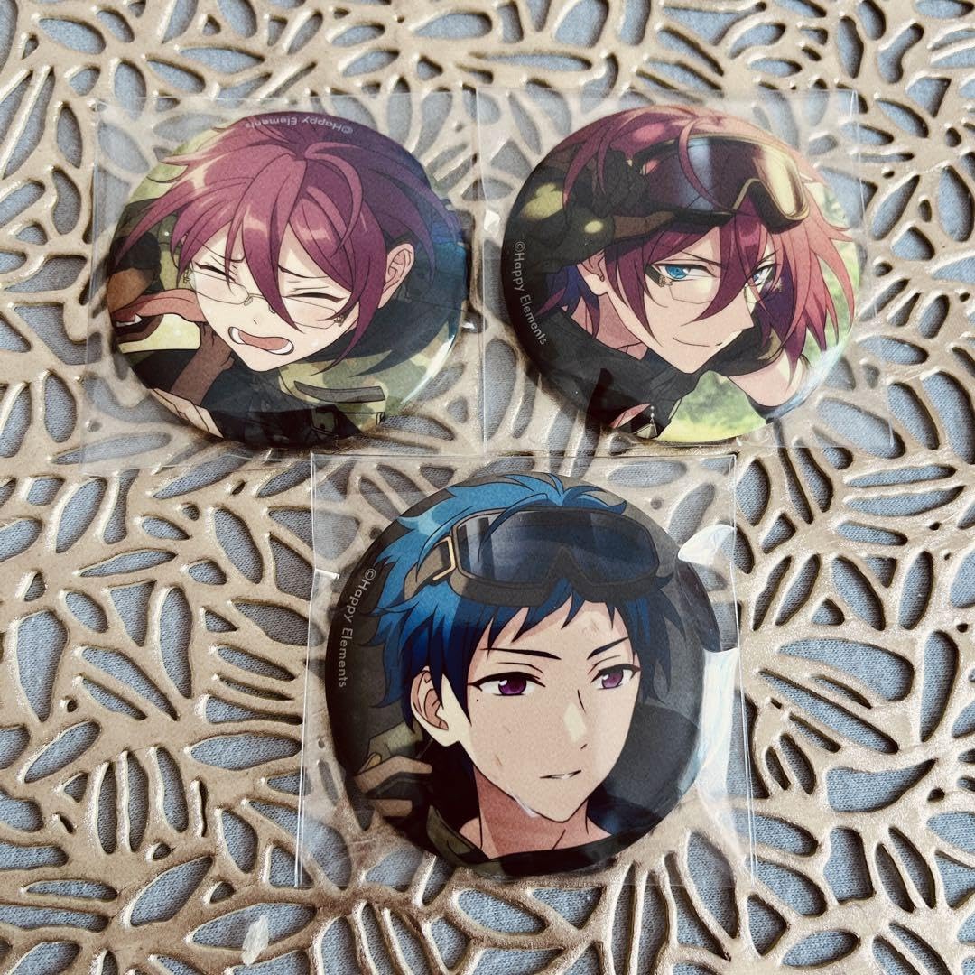 七種茨、伏見弓弦、朱桜司缶バッジ