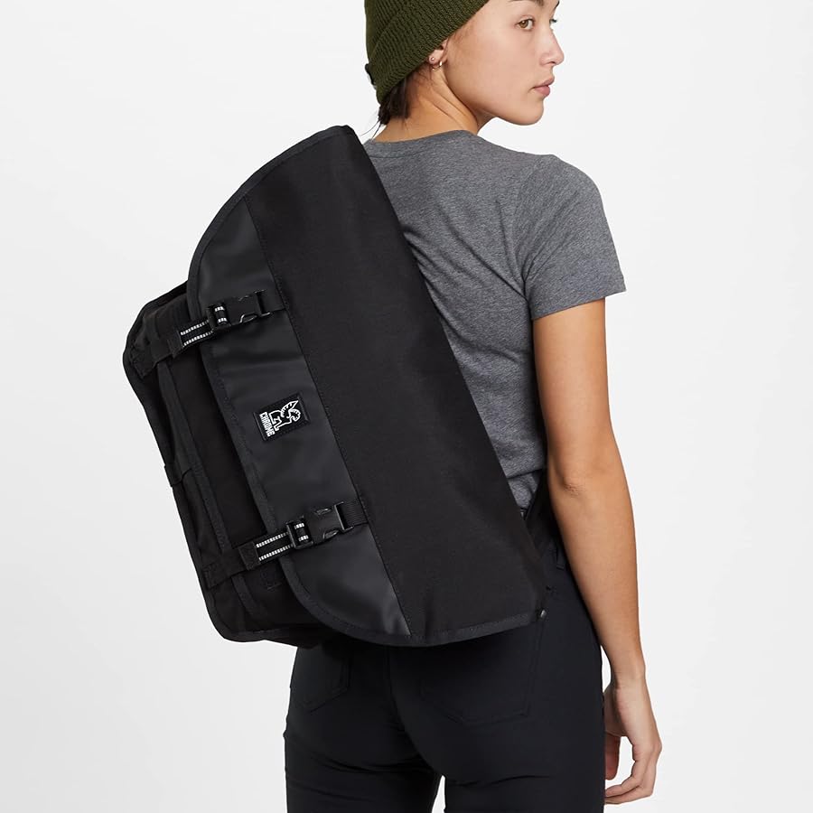 Amazon.co.jp: [クローム] メッセンジャーバッグ CTZ/シーティーゼット