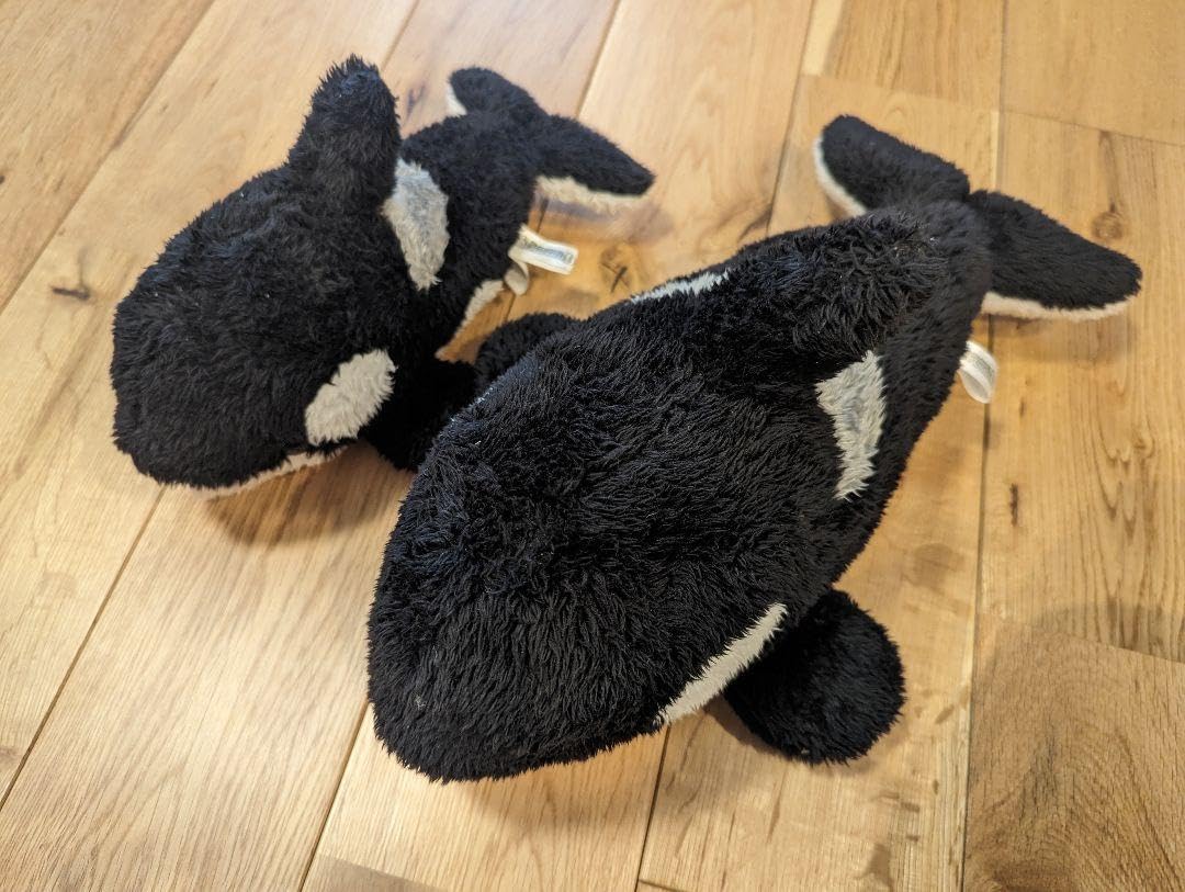 Amazon.co.jp: 鴨川シーワールド シャチのぬいぐるみ2体セット : おもちゃ