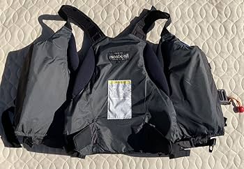 Amazon.co.jp: 中古：廃番レア品モンベル ライフジャケット リバー