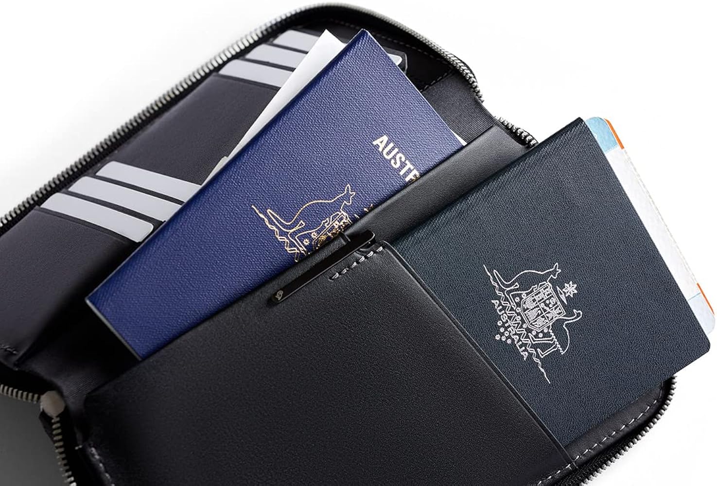 Amazon | [Bellroy] Travel Folio – Second Edition - Black | Bellroy