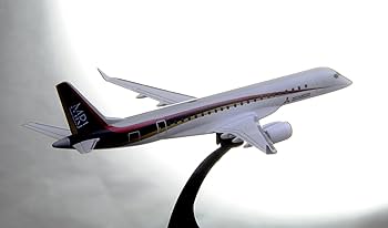Amazon | トミーテック 1/400 三菱航空機MRJ90 完成品 | プラモデル 通販