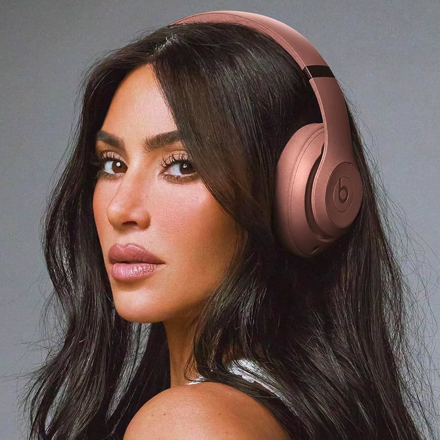 Amazon.co.jp: Beats Studio Pro x Kim Kardashian - ワイヤレス