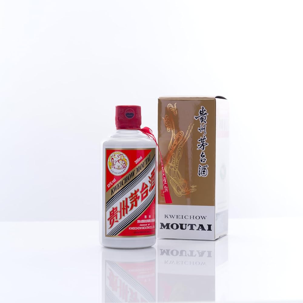 Amazon.co.jp: 貴州茅台酒 飛天 200ml アルコール53度 2023年 箱付