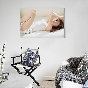 Amazon.co.jp: 白石麻衣(乃木坂46) グラビア画像写真のポスター