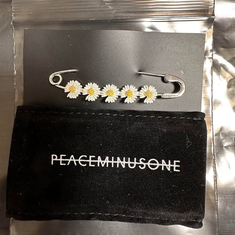 Amazon.co.jp: peaceminusone DAISY PIN SET : おもちゃ