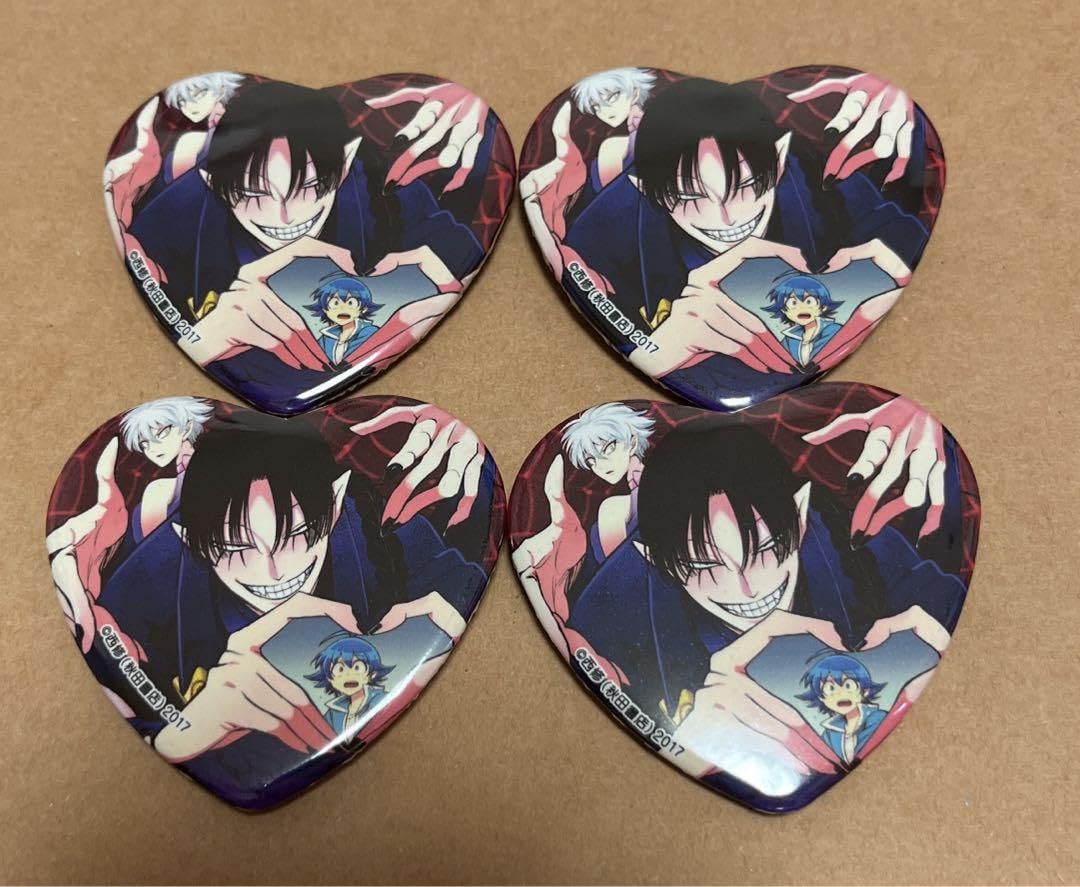 Amazon.co.jp: 魔入りました 入間くん ハート缶バッジ アトリ : おもちゃ