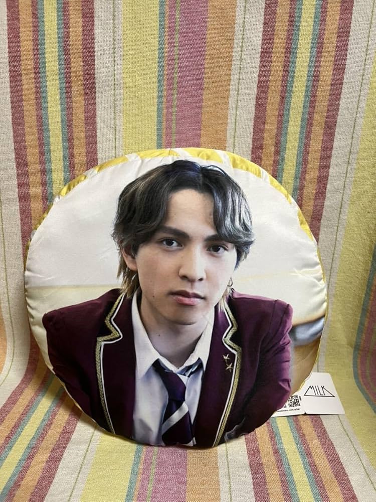 Amazon.co.jp: M LK ミルク ラウンドクッション 吉田仁人 : ホーム