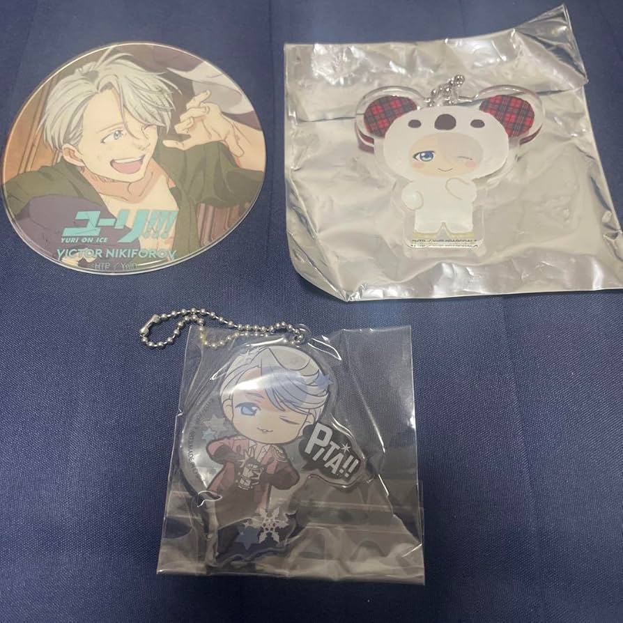 ユーリ!!! on ICE グッズセット ユーリ ヴィクトル 勇利 ユーリ!!! on