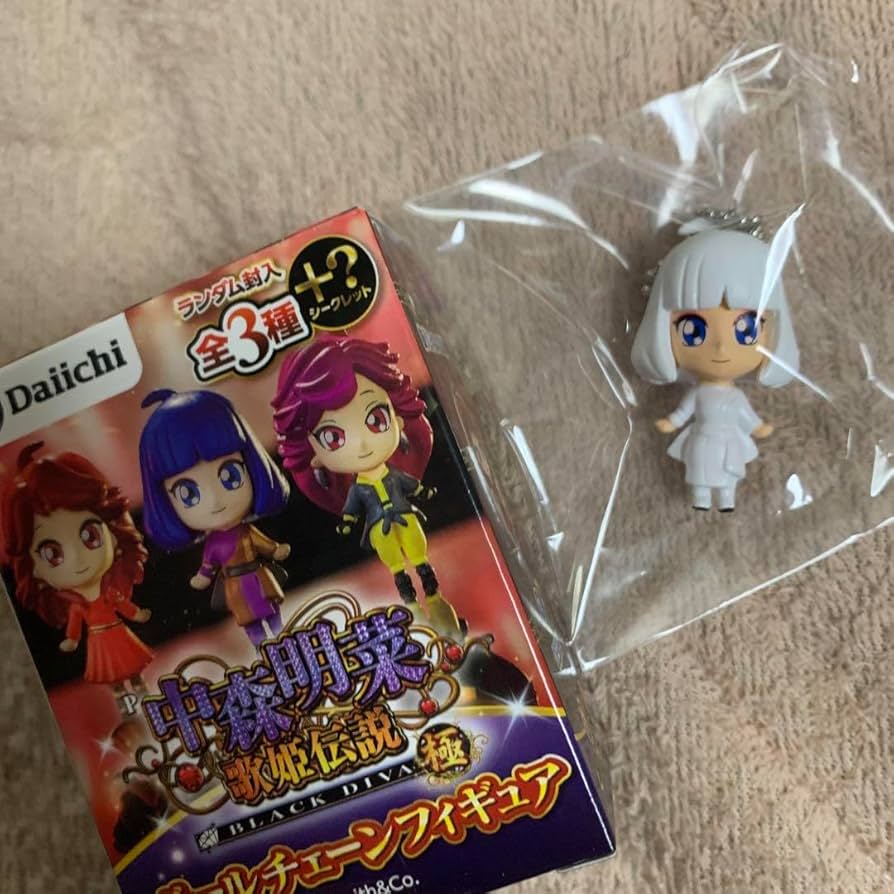 Amazon.co.jp: 中森明菜さん歌姫伝説 BLACK DIVA 極 ボールチェーン