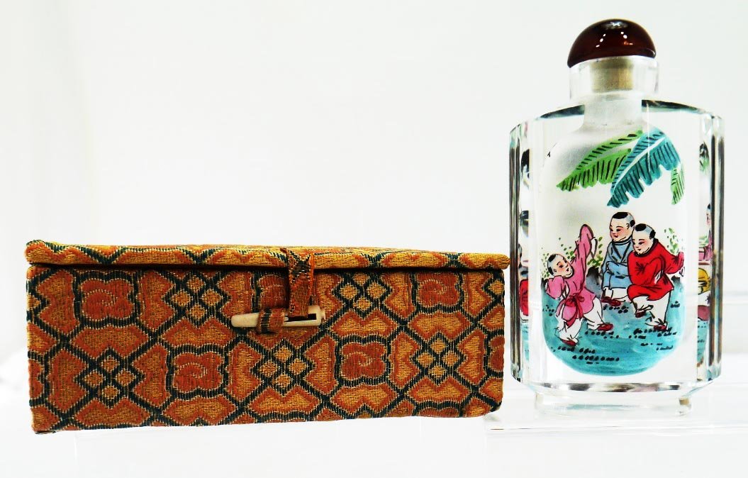 Amazon.co.jp: 鼻煙壺 中国伝統工芸品 内絵ガラス瓶 スナッフボトル