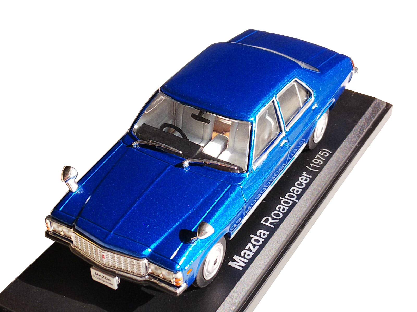 Amazon | IXO/イクソ 1/43 マツダ ロードペーサー RA13S型 1975