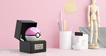 Amazon.com: The Wand Company Original Poké Ball Authentic Replica