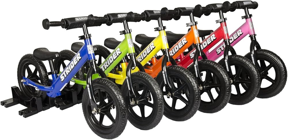 Amazon.co.jp: ST4 ストライダーバランスバイク 2013年モデル : おもちゃ