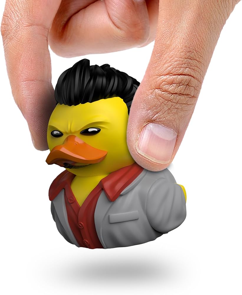 Amazon.com: TUBBZ Mini: Yakuza - Kazuma Kiryu Cosplaying Rubber