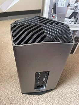 Amazon | Blackmagic eGPU Pro - Radeon RX Vega 56グラフィックス