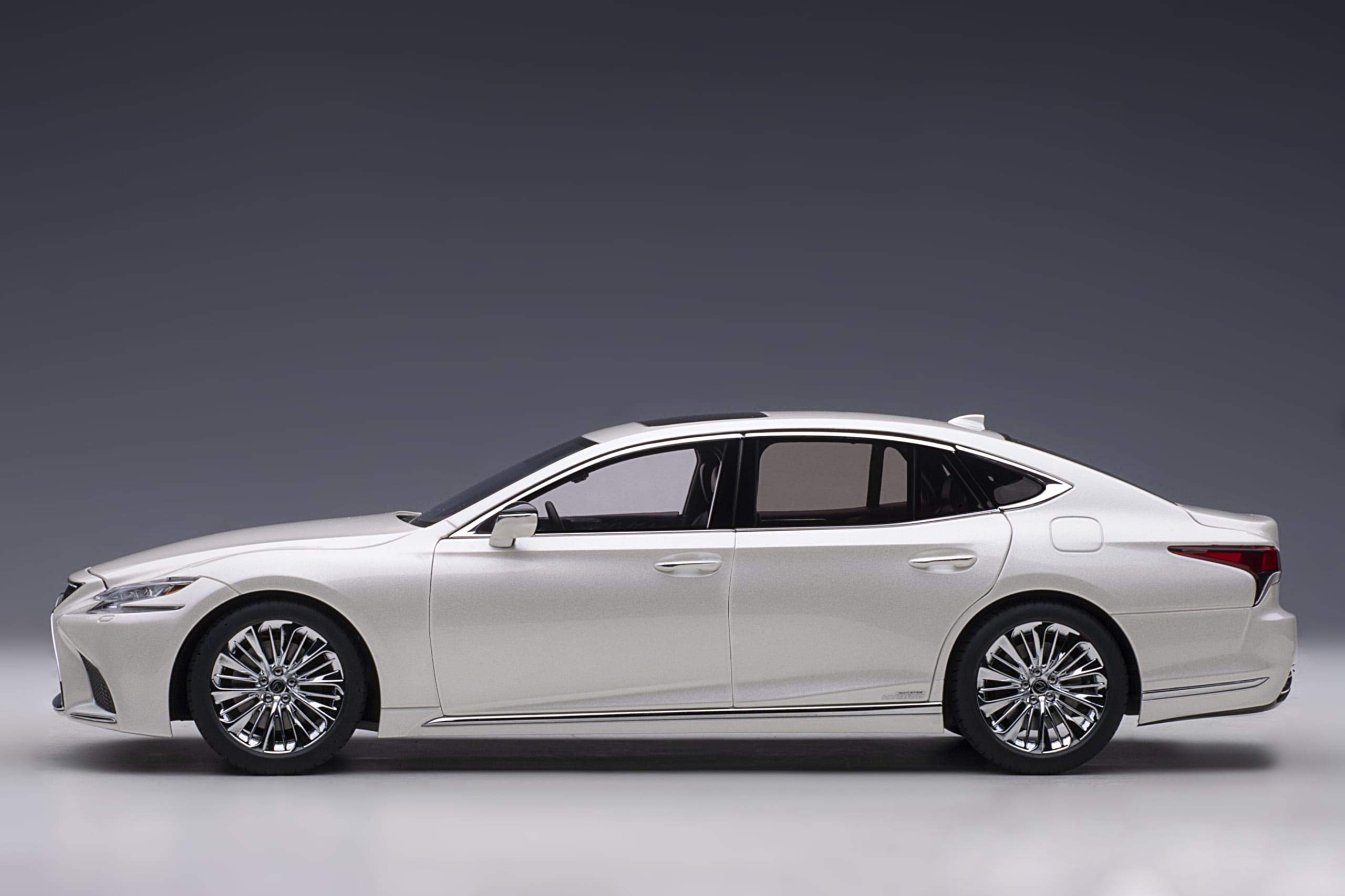 Amazon.com: Autoart Lexus LS500h Sonic White Metallic with Crimson