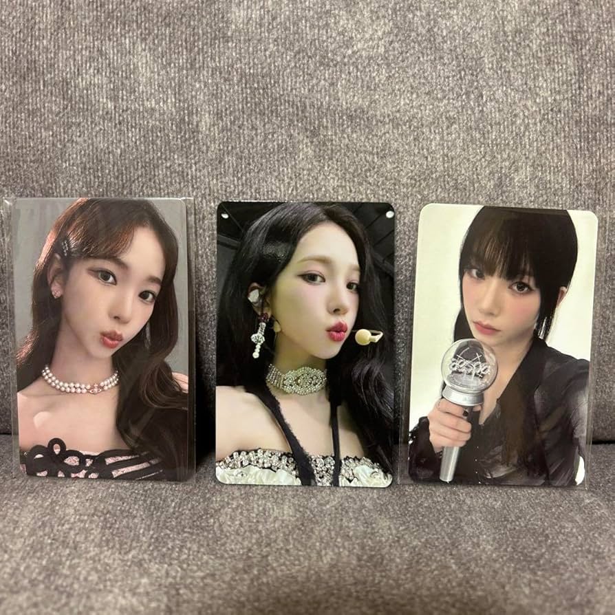 Amazon.co.jp: aespa カリナ トレカ VR コンサート ペンライト 特典