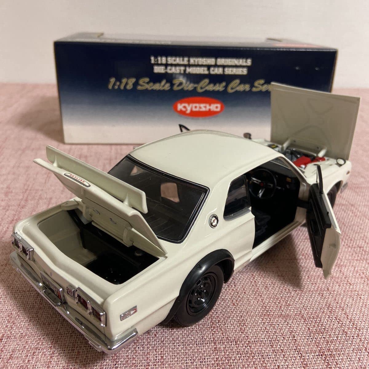 Amazon | 希少！絶版モデル 京商／KYOSHO 1/18：ニッサン スカイライン