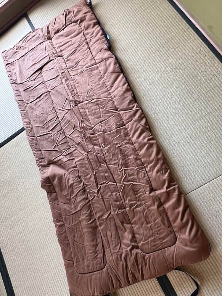 Amazon.co.jp: 好日山荘 Bergstadt CP-1500 封筒型寝袋 シュラフ : ホビー