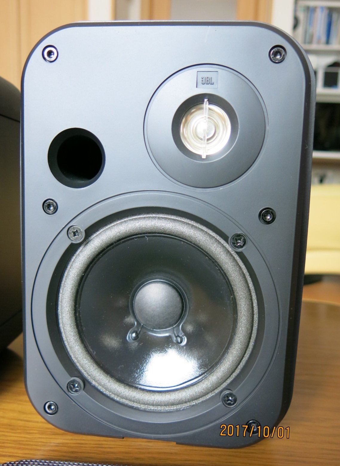 Amazon.co.jp: JBL スピーカー CONTROL ONE [ペア] : 家電＆カメラ