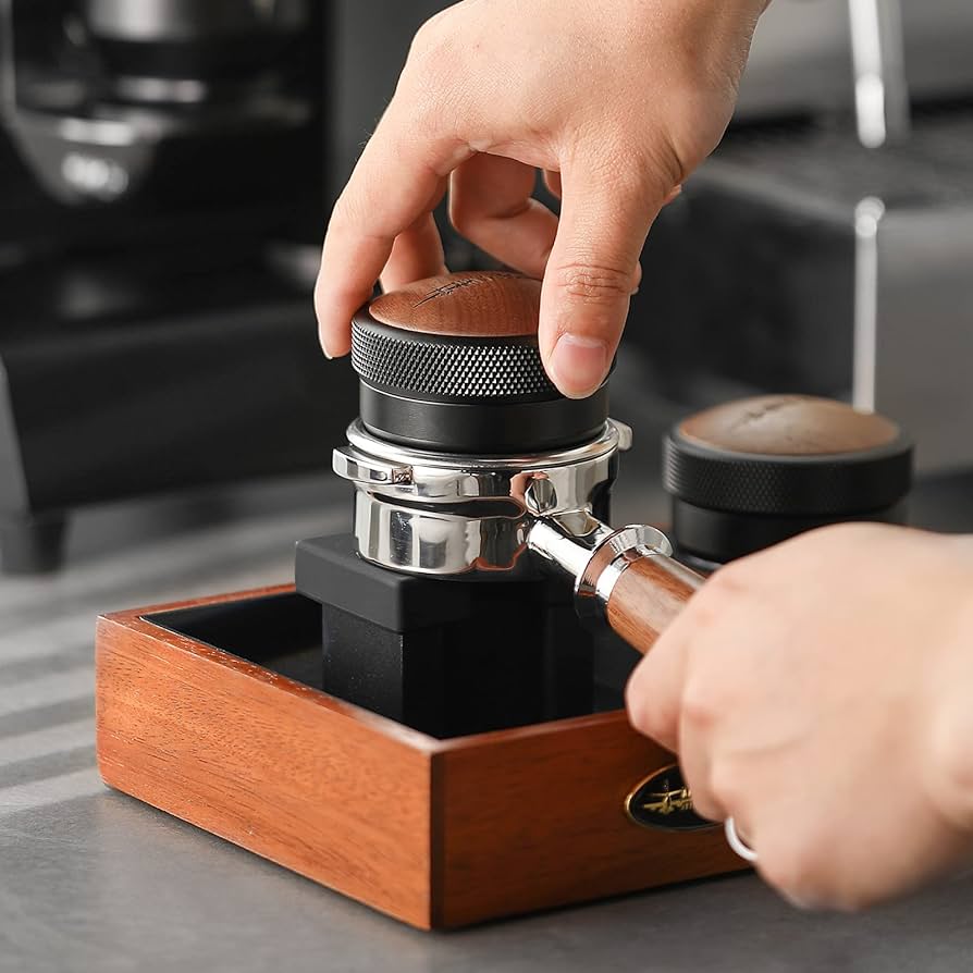 Amazon.com: MHW-3BOMBER Espresso Coffee Distributor 51mm, Espresso