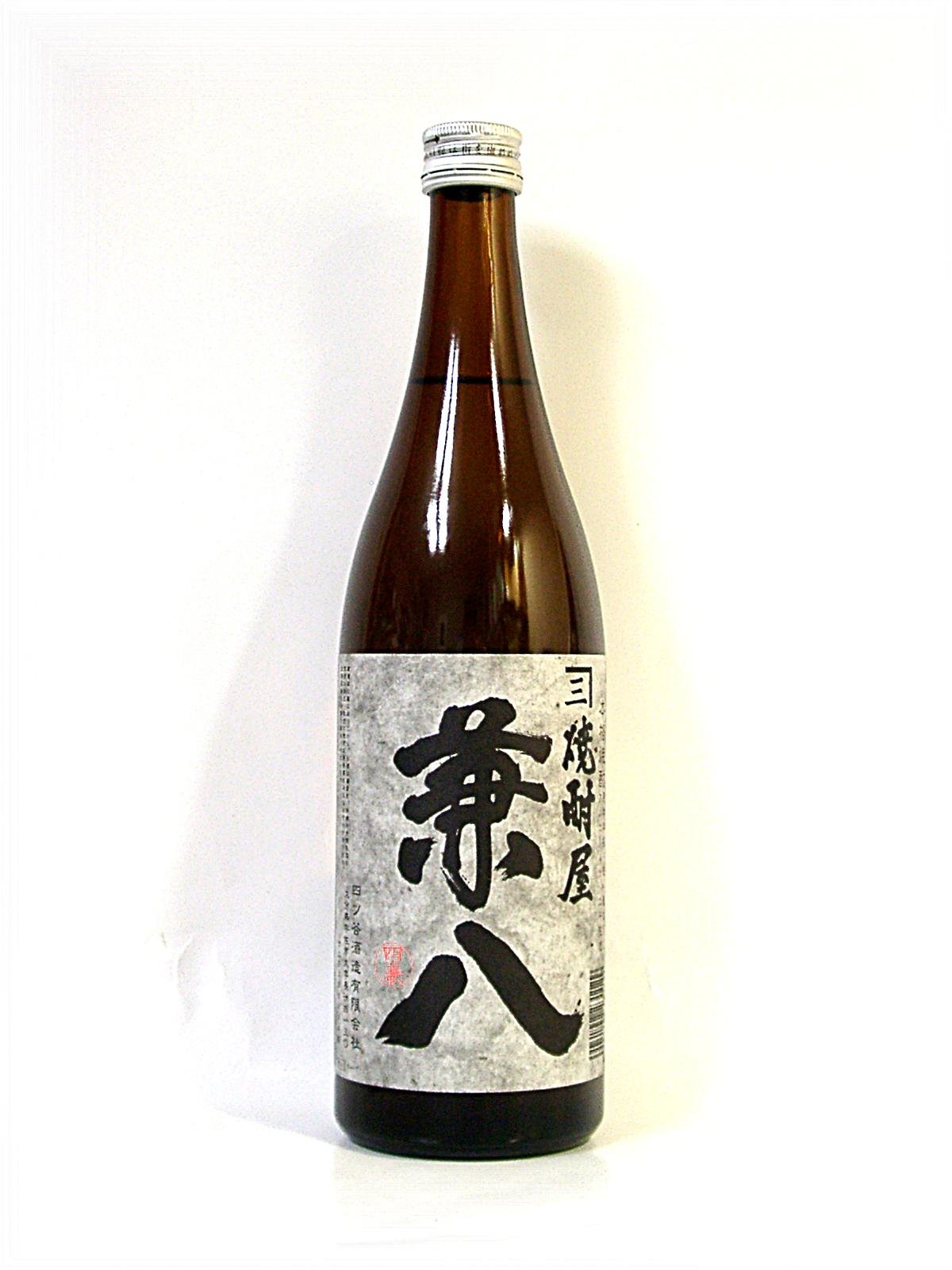 Amazon.co.jp: 兼八 720ml 麦焼酎・25度 大分県 四ツ谷酒造 : 食品