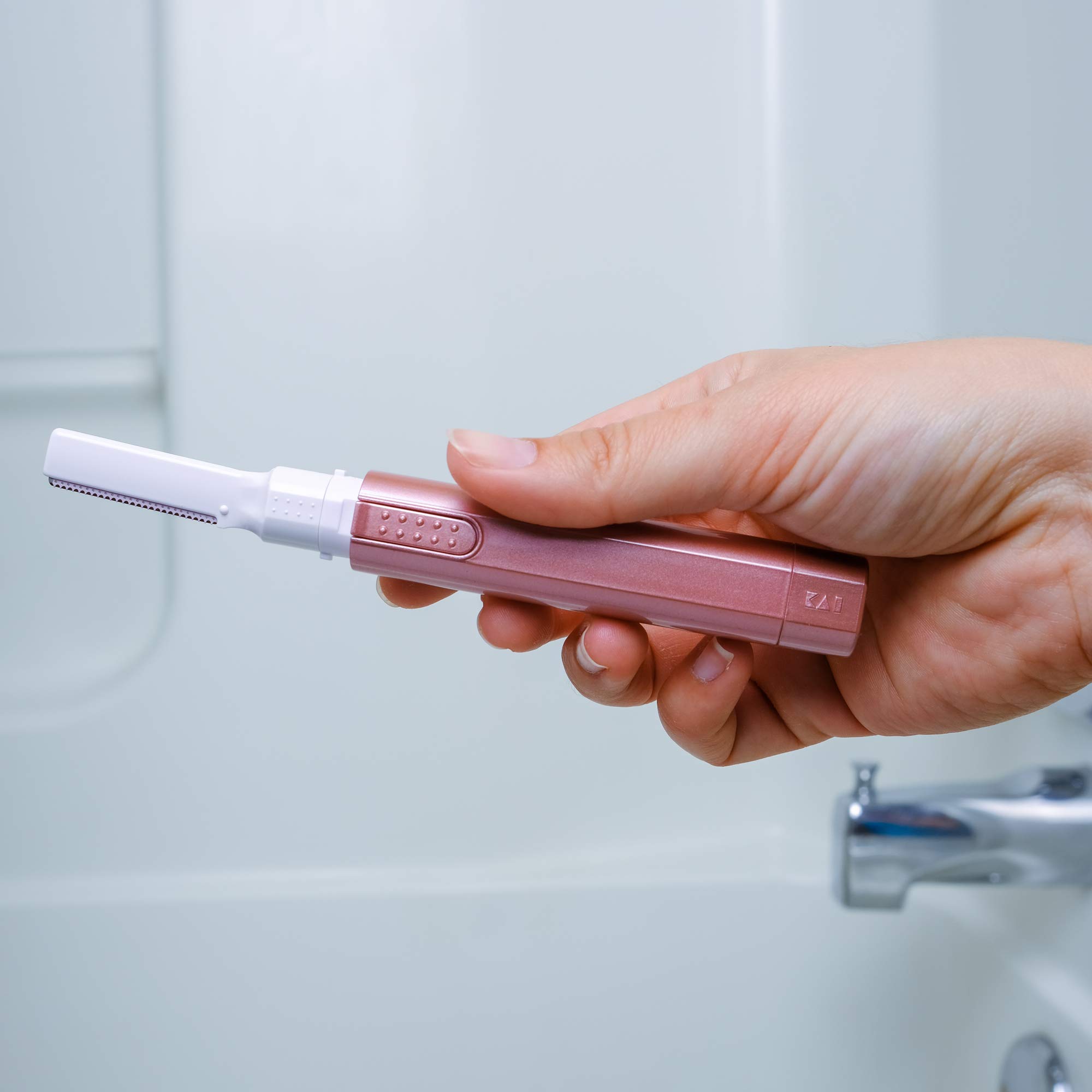 Amazon.com: Kai About Face Sonic Beauty Wand with Bonus Eyebrow